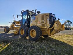 2022 Caterpillar 150 Awd - Mastless Gps Yellow