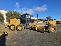 2022 Caterpillar 150 Awd - Mastless Gps Yellow