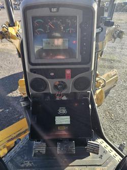 2022 Caterpillar 150 Awd - Mastless Gps Yellow
