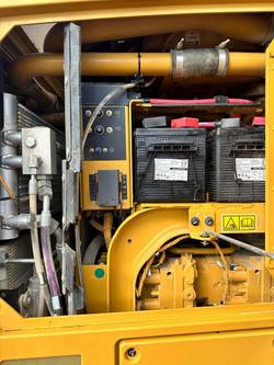 2022 Caterpillar 150 Awd - Mastless Gps Yellow