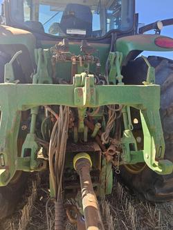 2019 John Deere 7210R Green