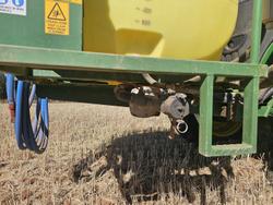 2019 John Deere 7210R Green