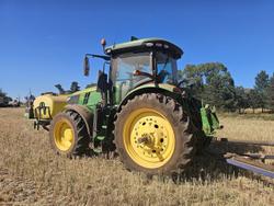 2019 John Deere 7210R Green
