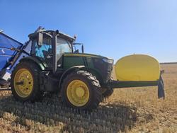 2019 John Deere 7210R Green