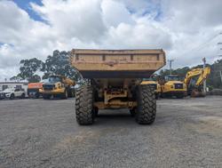 2012 CAT 740B Yellow