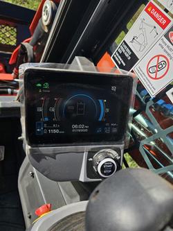 2024 Kubota Svl75-3 Orange