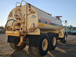 2005 Articulated Truck Terex White