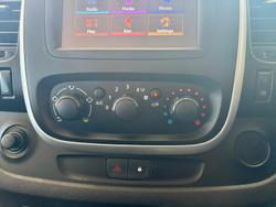 2016 Renault Trafic 103KW X82 Glacier White