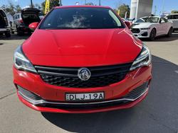 2016 Holden
Astra R
