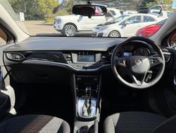 2016 Holden
Astra R