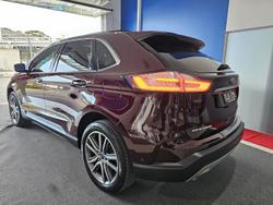 2019 Ford
                Endura Titanium