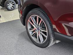 2019 Ford
                Endura Titanium