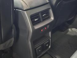 2019 Ford
                Endura Titanium