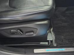 2019 Ford
                Endura Titanium