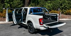 2023 Nissan
Navara ST-X