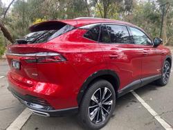 2025 MG HS Essence AS33 MY25 Diamond Red