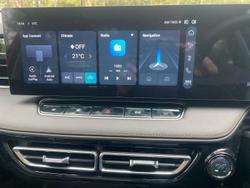 2025 MG HS Essence AS33 MY25 Diamond Red