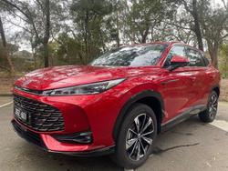 2025 MG HS Essence AS33 MY25 Diamond Red