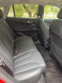 2025 MG HS Essence AS33 MY25 Diamond Red