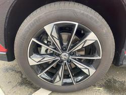 2025 MG HS Essence AS33 MY25 Diamond Red