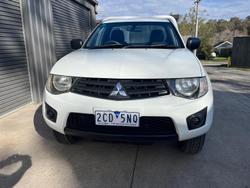 2013 Mitsubishi Triton GL MN MY14 4x2 White