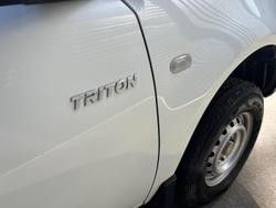 2013 Mitsubishi Triton GL MN MY14 4x2 White