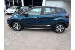 2017 Renault
Captur Zen