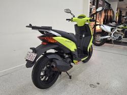 2011 APRILIA SPORTCITY ONE 50 Green