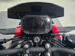 2025 Kawasaki Z500 Red