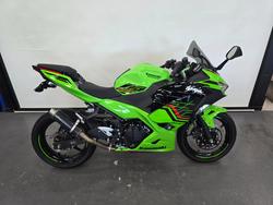 Kawasaki Ninja 400 KRT Inspired CG