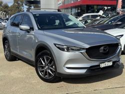 2017 Mazda
CX-5 GT