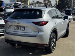 2017 Mazda
CX-5 GT