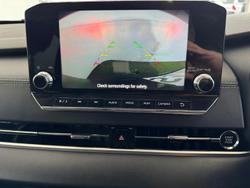 2022 Mitsubishi
                Outlander LS
