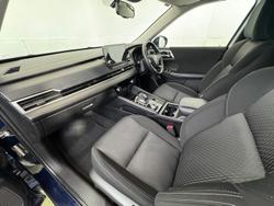 2022 Mitsubishi
                Outlander LS