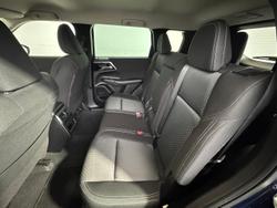 2022 Mitsubishi
                Outlander LS