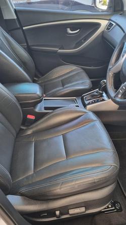 2016 Hyundai
i30 SR Premium