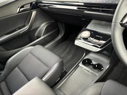 2024 MG MG4 Essence 64