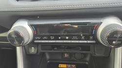 2024 Toyota RAV4 GXL