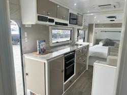 2017 JB Caravans Scorpion Sting 20'6