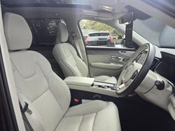 2025 Volvo XC90 Ultra B5 Bright