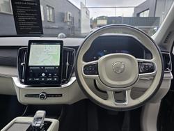 2025 Volvo XC90 Ultra B5 Bright