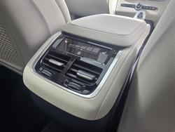 2025 Volvo XC90 Ultra B5 Bright