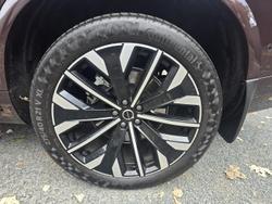 2025 Volvo XC90 Ultra B5 Bright