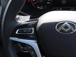 2025 LDV
D90 Mode