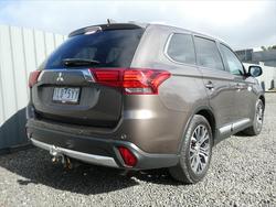 2016 Mitsubishi
Outlander LS 2WD