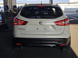 2016 Nissan
QASHQAI TL