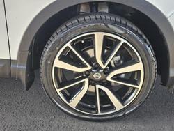 2016 Nissan
QASHQAI TL