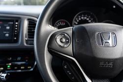 2020 Honda
                HR-V VTi