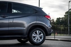 2020 Honda
                HR-V VTi