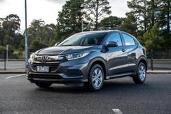 2020 Honda
                HR-V VTi